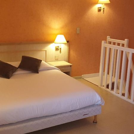 Saint-Yorre Logis L'Auberge Bourbonnaise מראה חיצוני תמונה