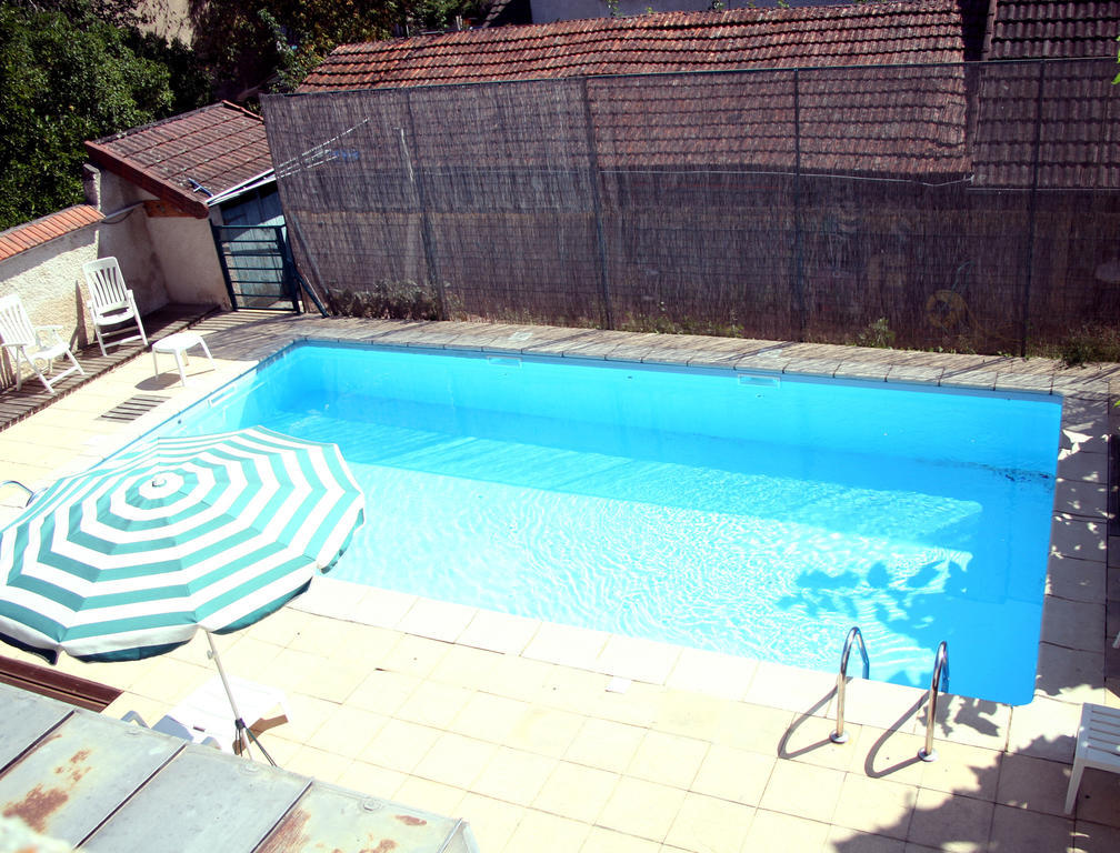 Saint-Yorre Logis L'Auberge Bourbonnaise מראה חיצוני תמונה