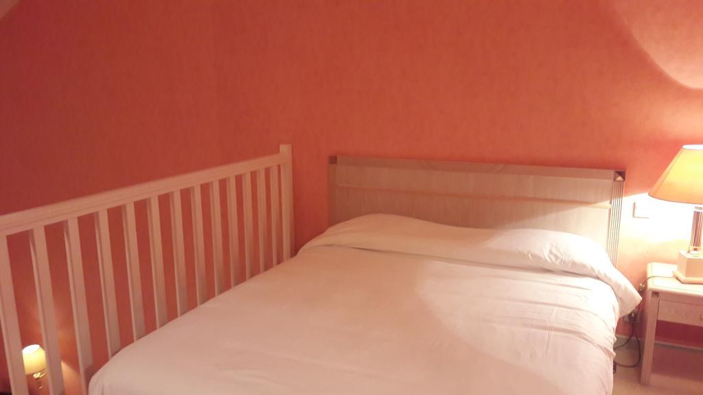 Saint-Yorre Logis L'Auberge Bourbonnaise מראה חיצוני תמונה